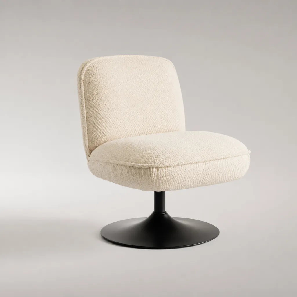 Poltrona girevole in tessuto bouclé bianco crema con base rotonda in metallo nero, 72 × 75 × 78 cm